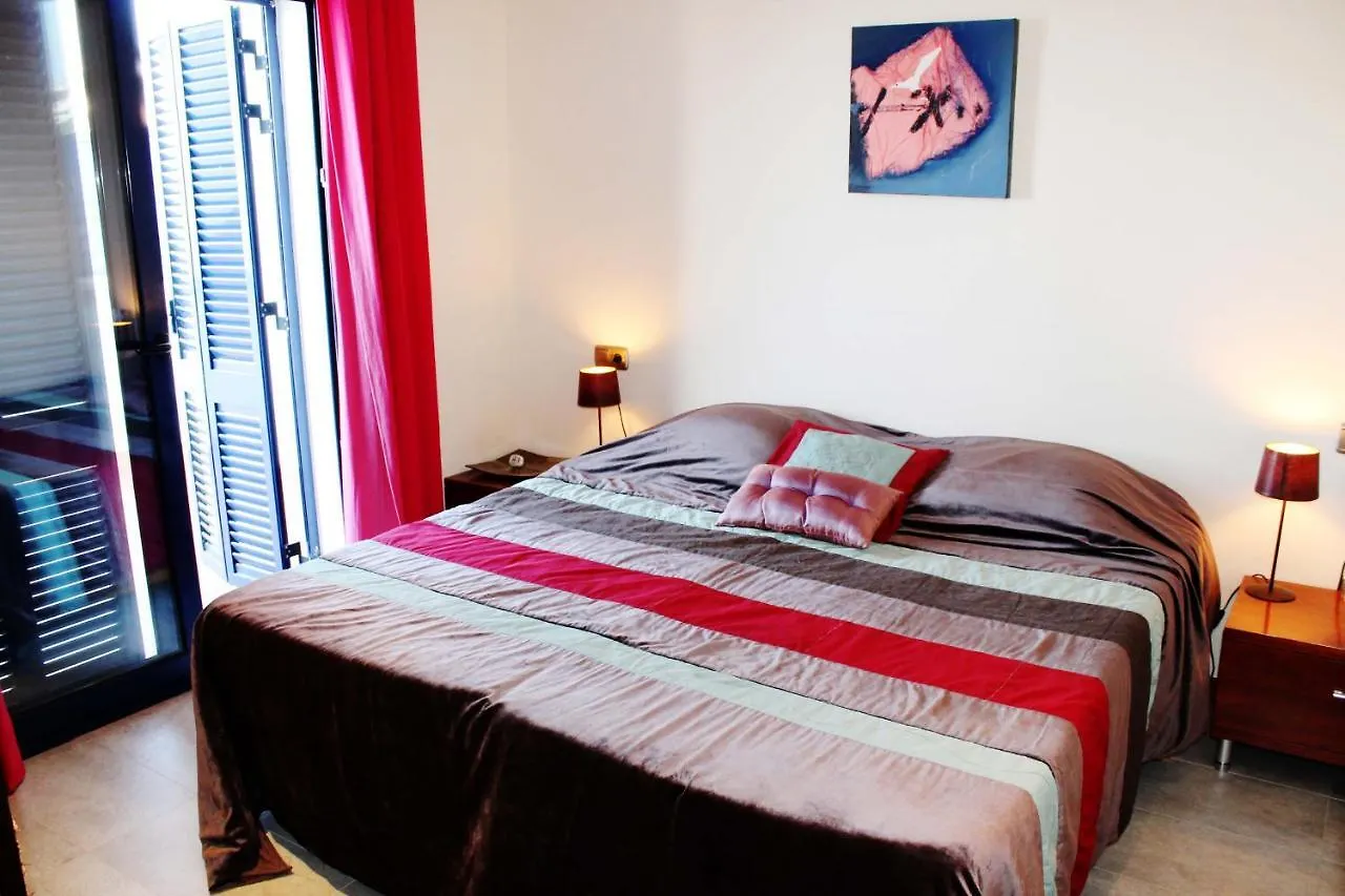 הוילה Montjoi Magnifica Casa Con Jacuzzi Y Cerca Playa Ref 160 ספרד